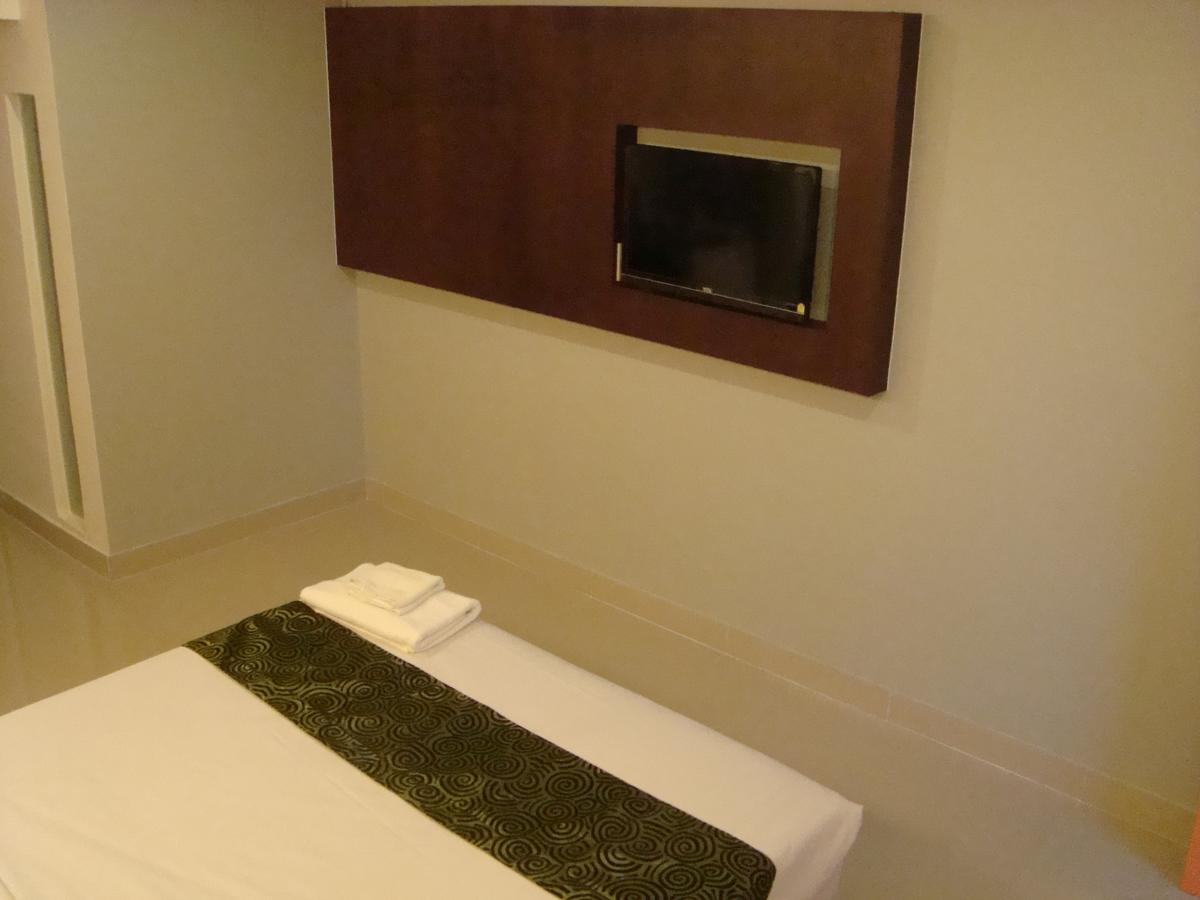 L42 Hostel Suvarnabhumi Airport Bangkok Extérieur photo
