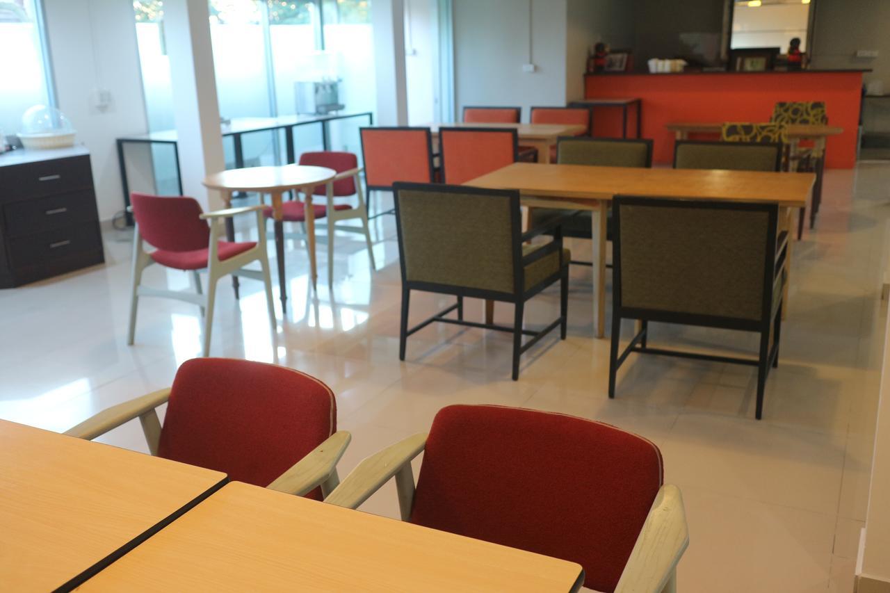 L42 Hostel Suvarnabhumi Airport Bangkok Extérieur photo