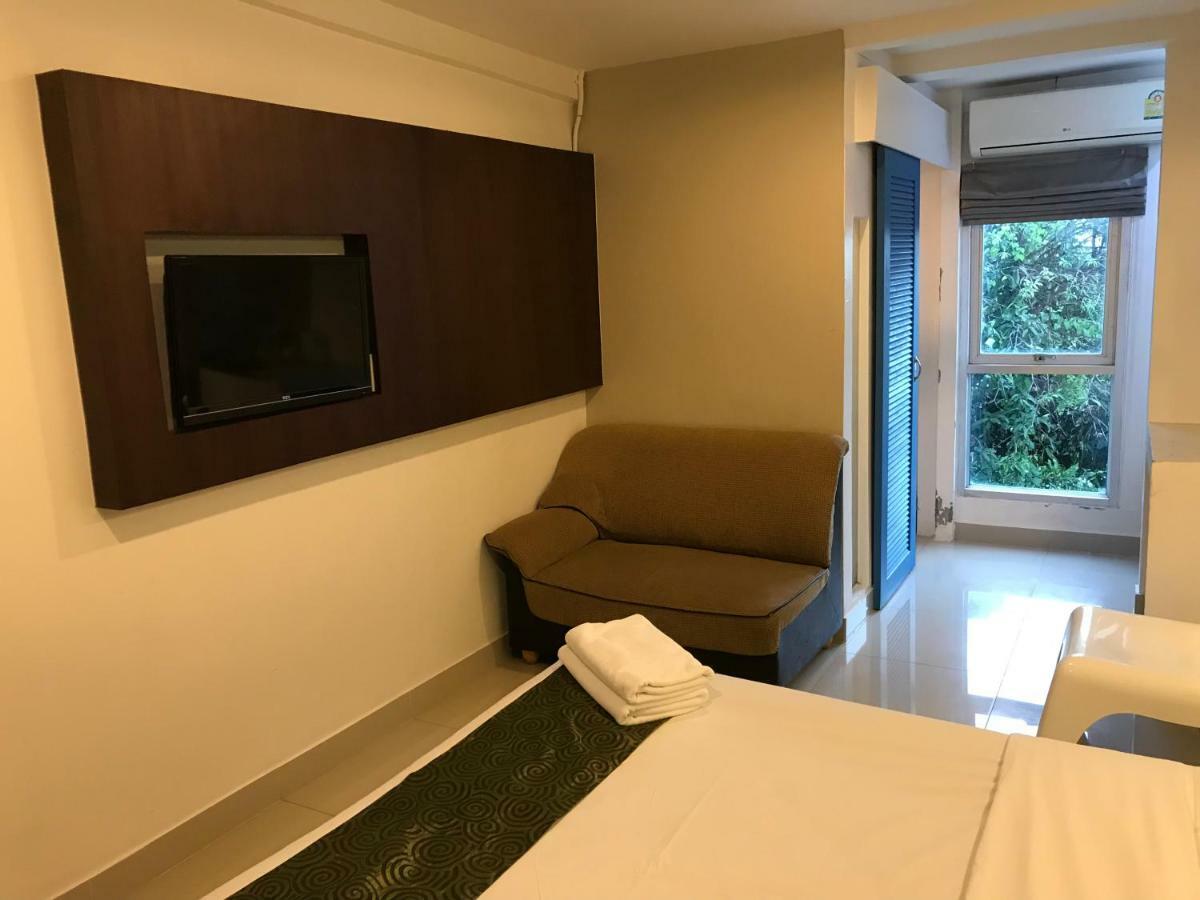 L42 Hostel Suvarnabhumi Airport Bangkok Extérieur photo